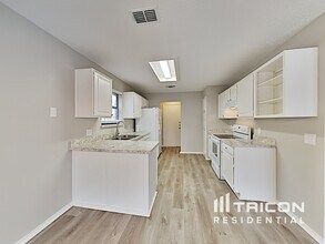 2816 Meadow Ridge Dr in Fort Worth, TX - Building Photo - Building Photo