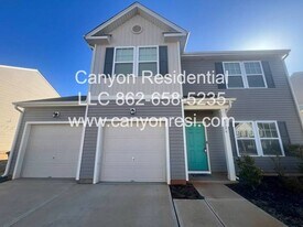 5726 Oakgate Dr in Greensboro, NC - Building Photo