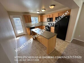 6528 Oklahoma St SE in Lacey, WA - Building Photo - Building Photo