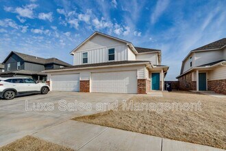 10809 NW 119th St in Yukon, OK - Building Photo - Building Photo