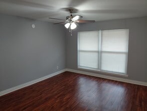 6000 Westridge Ln, Unit 801 in Fort Worth, TX - Building Photo - Building Photo