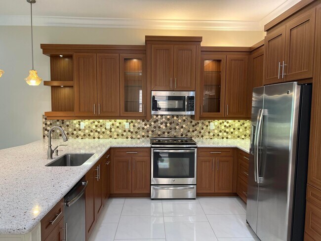 8375 Cloud Peak Dr in Boynton Beach, FL - Foto de edificio - Building Photo
