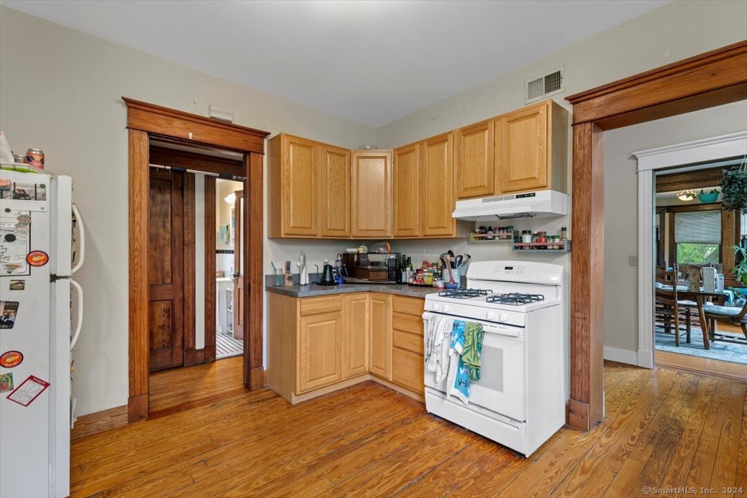 108 Lawrence St in New Haven, CT - Building Photo