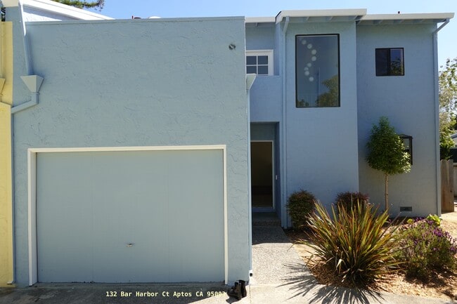 132 Bar Harbor Ct in Aptos, CA - Building Photo - Building Photo