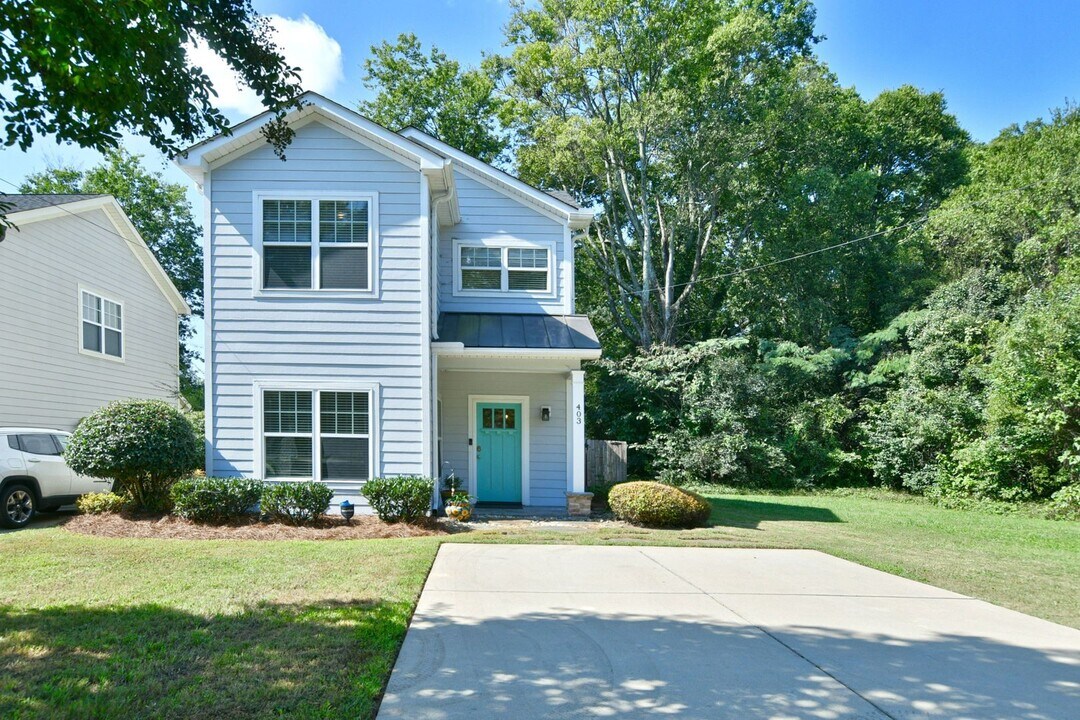 403 Pinckney St in Greenville, SC - Building Photo