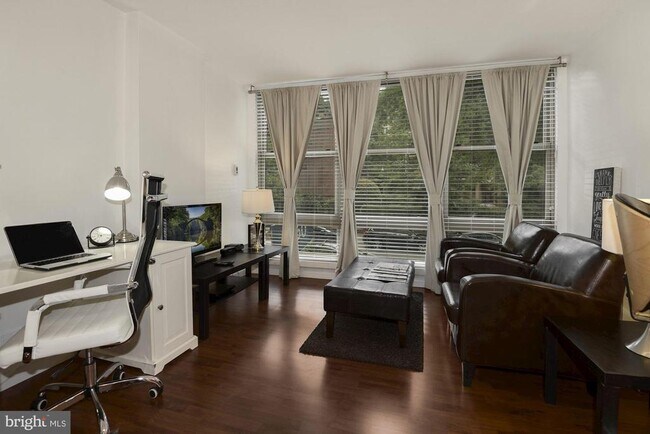 property at 1260 21st St NW