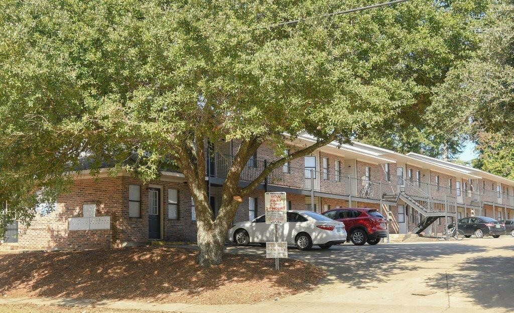 Oaks in Auburn, AL - Foto de edificio