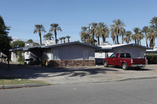 44743 Palm St in Indio, CA - Building Photo
