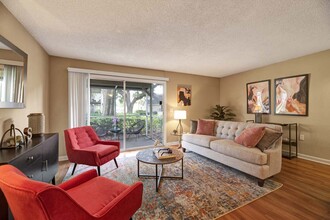 Signal Pointe in Winter Park, FL - Building Photo - Building Photo