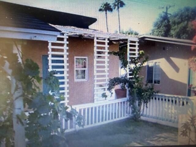 33495 Cathedral Canyon Dr in Cathedral City, CA - Building Photo