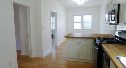 143 Nelson Ave in Jersey City, NJ - Building Photo - Building Photo