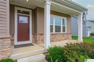 3610 Sweet Meadow Ct in Macungie, PA - Building Photo - Building Photo