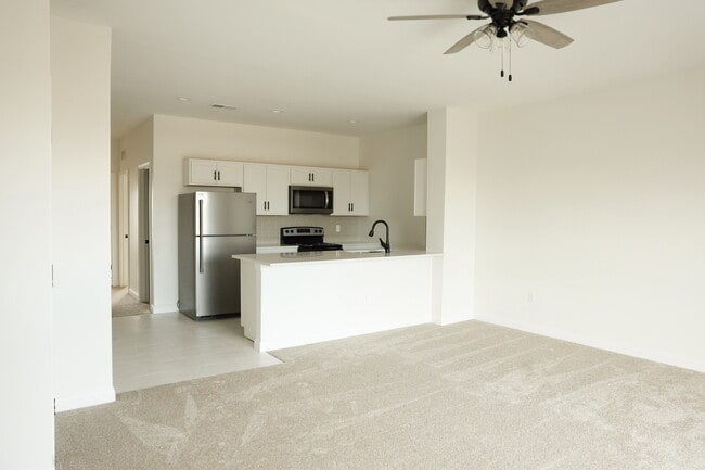 Oak Hill Apartments in Richmond, KY - Building Photo - Building Photo