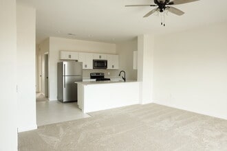 Oak Hill Apartments in Richmond, KY - Building Photo - Building Photo