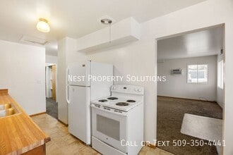 1225 Arlington Dr in Moses Lake, WA - Building Photo - Building Photo