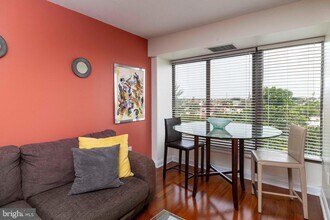 2001 Hamilton St in Philadelphia, PA - Building Photo - Building Photo