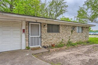 210 W 51st St in Austin, TX - Building Photo - Building Photo