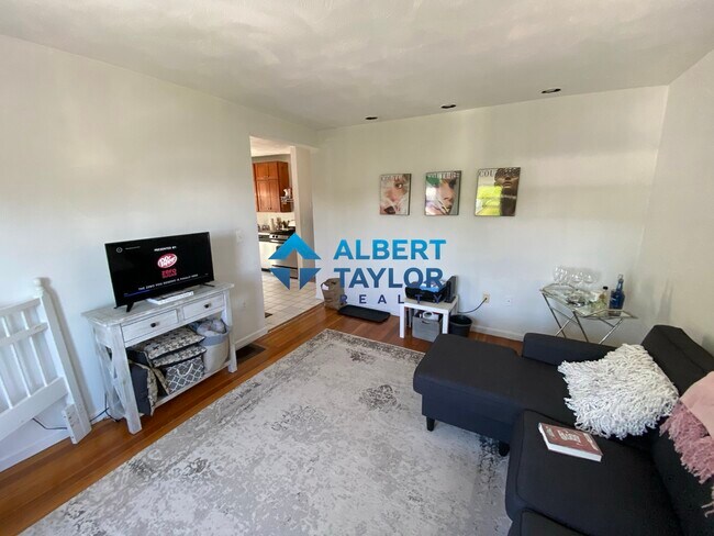 26 Union St, Unit 1