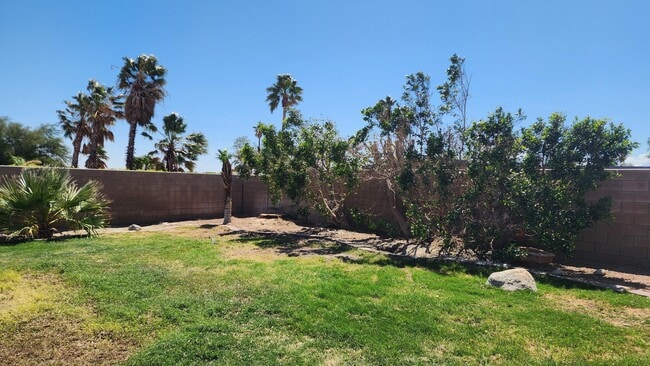 703 Ventana Ridge in Palm Springs, CA - Building Photo - Building Photo