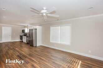 621 E Mills Dr in Landis, NC - Building Photo - Building Photo