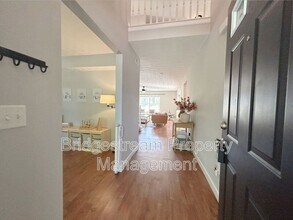 282 Hess Ct in Fairborn, OH - Building Photo - Building Photo