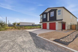 2813 E St in Phoenix, AZ - Building Photo - Building Photo