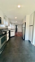 450 S Fulton Ave in Lindenhurst, NY - Building Photo - Building Photo