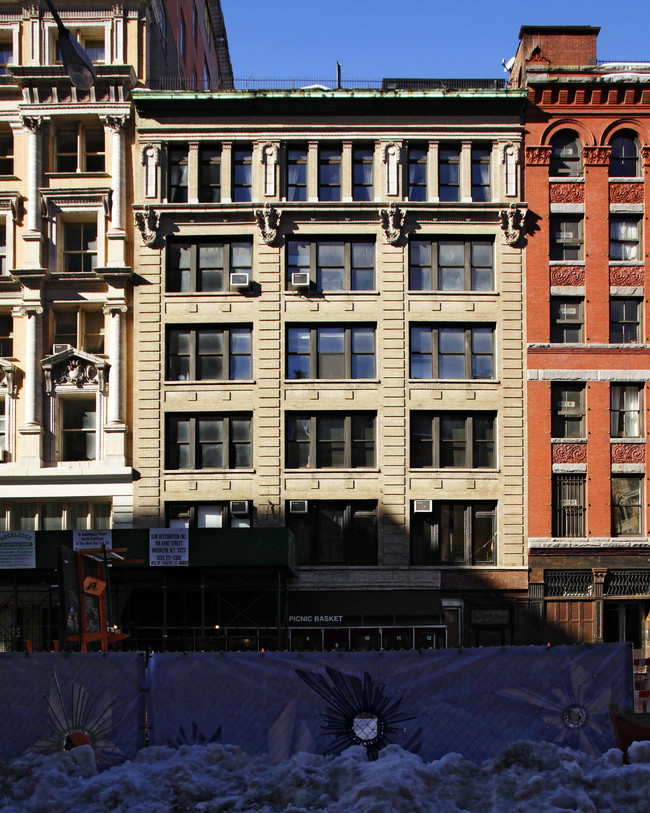 111 Hudson St in New York, NY - Building Photo - Building Photo