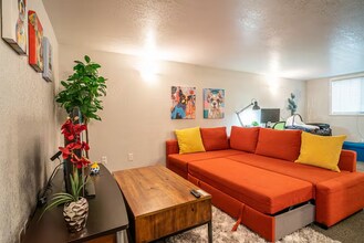 323 N 46th St in Seattle, WA - Building Photo - Building Photo