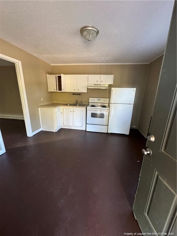 property at 3211 Tallywood Dr