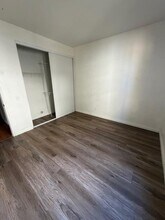 10921 Sabre Hill Dr in San Diego, CA - Building Photo - Building Photo