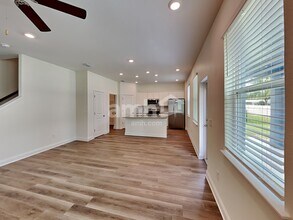 2656 Sunrise Lndg Lp in Tavares, FL - Building Photo - Building Photo