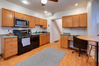 513 1/2 W James St, Unit 1 in Lancaster, PA - Building Photo - Building Photo