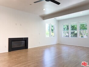 843 N La Fayette Park Pl in Los Angeles, CA - Building Photo - Building Photo