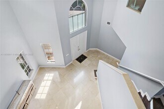 4011 194th Trl in Golden Beach, FL - Building Photo - Building Photo