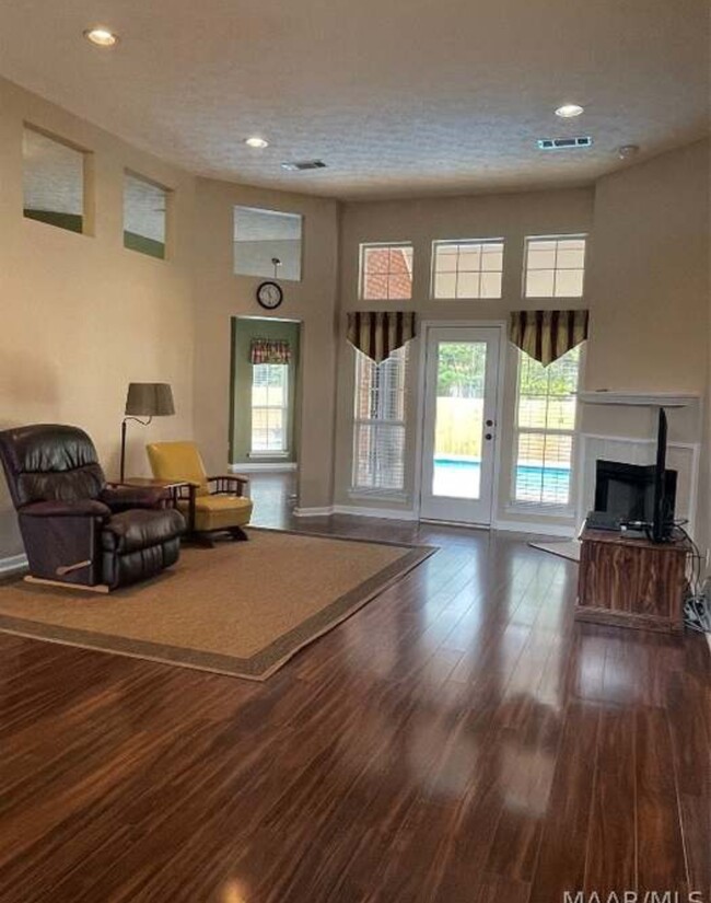 7307 Old Forest Rd in Montgomery, AL - Building Photo - Building Photo