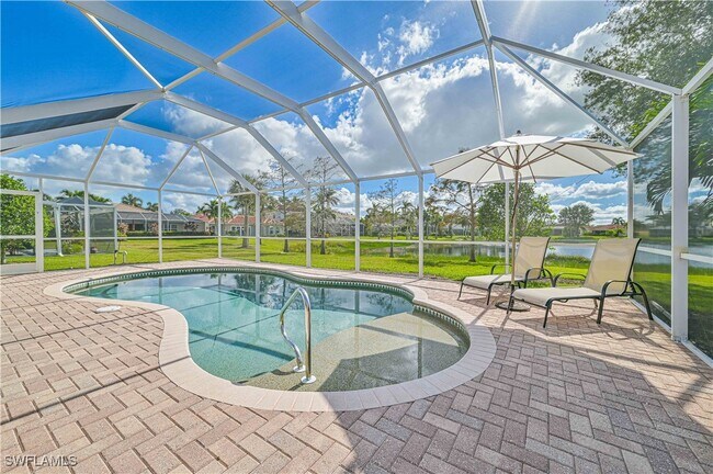 9323 La Bianco St in Ft. Myers, FL - Foto de edificio - Building Photo
