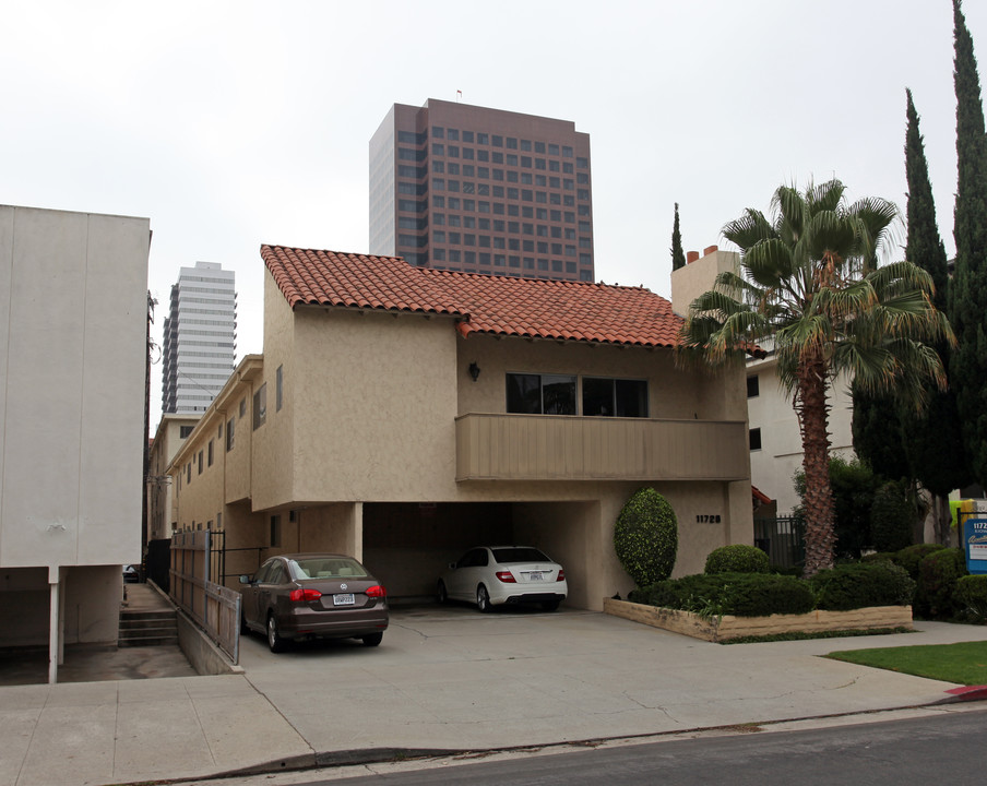 11728 Kiowa Ave in Los Angeles, CA - Building Photo