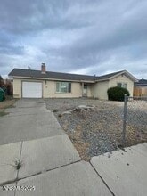 914 Melrose Dr in Reno, NV - Building Photo - Building Photo