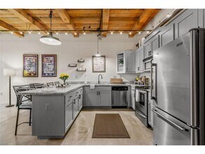 127 5th St NE in Minneapolis, MN - Building Photo - Building Photo