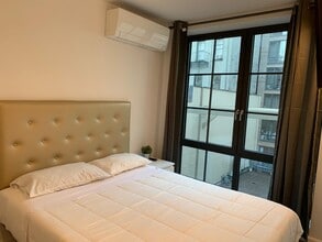 433 W 53rd St in New York, NY - Building Photo - Building Photo