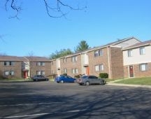 Henderson Court in Bloomington, IN - Building Photo