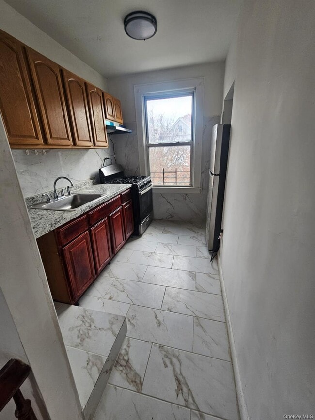 3141 Kingsbridge Terrace in Bronx, NY - Building Photo - Building Photo