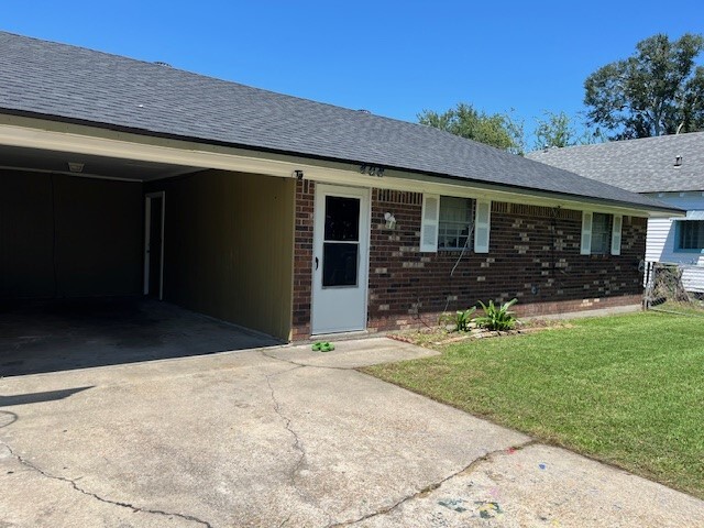 408 S Jefferson St in Broussard, LA - Building Photo