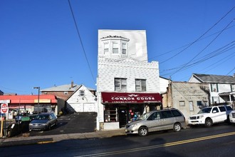 243-245 Palisade Ave in Cliffside Park, NJ - Building Photo - Building Photo