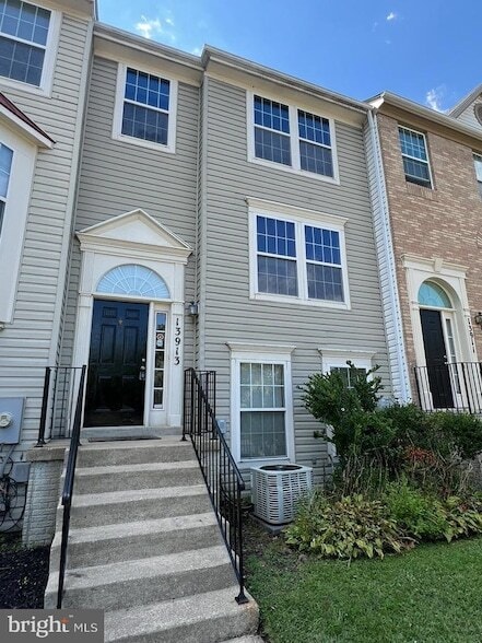 property at 13913 Bentwaters Dr