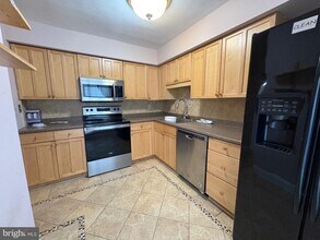 7653 Stana Ct in Lorton, VA - Building Photo - Building Photo