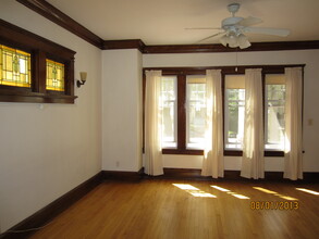 2942 N Murray Ave in Milwaukee, WI - Building Photo - Building Photo