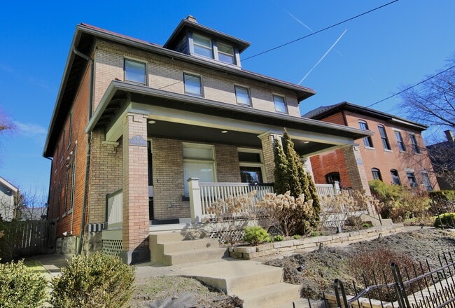 property at 310 E Beck St