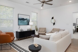 Hartman Hill in Red Bank, TN - Foto de edificio - Building Photo